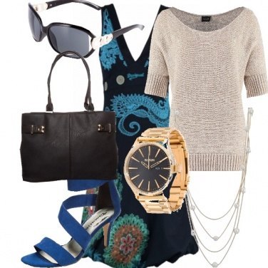 Outfit Life is blue