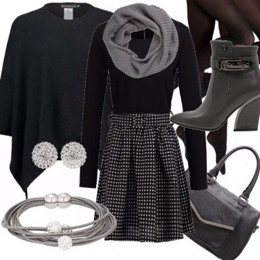 Outfit Grey