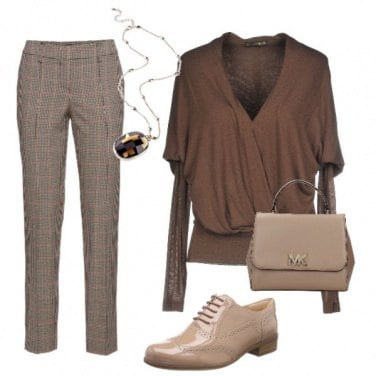 outfit elegante casual donna
