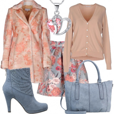 Outfit Un\'eccentrica romantica