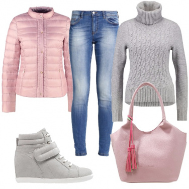 Outfit Borsa rosa con nappine