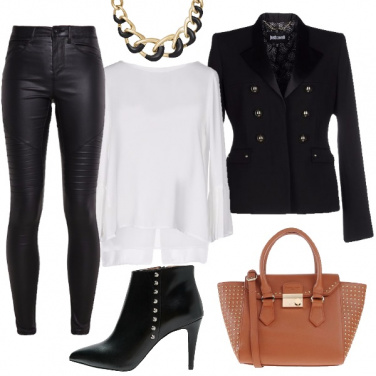 Outfit Determinata