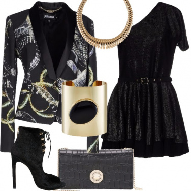 Outfit Come in passerella