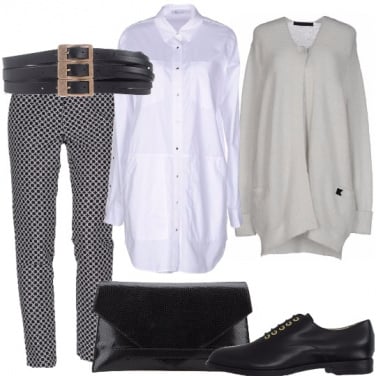 Outfit Camicia bianca e cintura