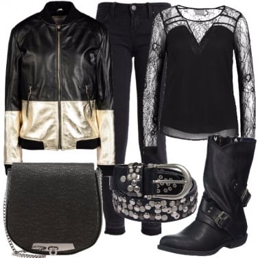 Outfit La cintura borchiata