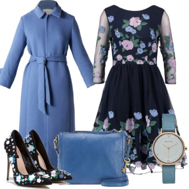 Outfit Romantica in ceruleo