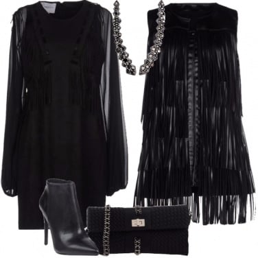 Outfit Nero e frange
