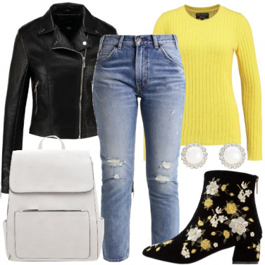 Outfit Gli stivaletti ricamati