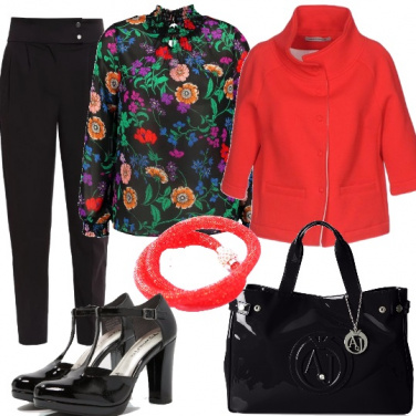 Outfit Semplicità e stampe floreali