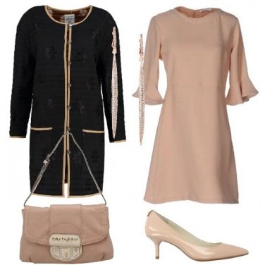 Outfit Bon ton in nero e rosa