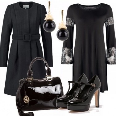 Outfit Bon ton in total black.