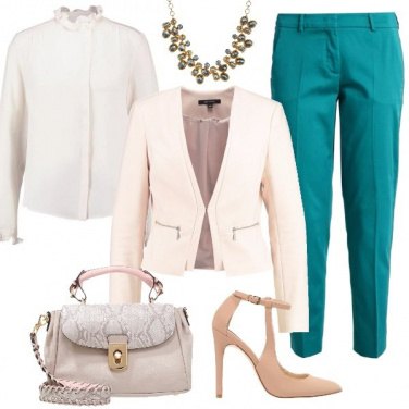 Outfit Pronta per la riunione