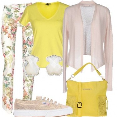 Outfit Romantica a fiori