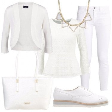 Outfit Vedo chiaro