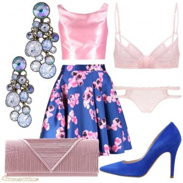 Outfit Dall\'intimo all\'abito, tutto floreale