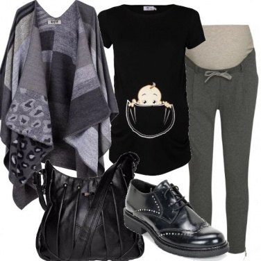 Outfit Stasera esco accompagnata