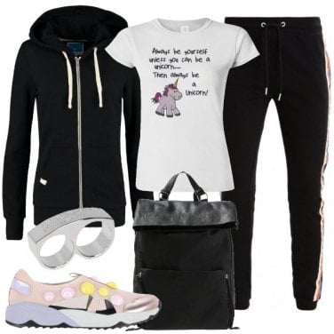 Outfit Ragazza unicorno