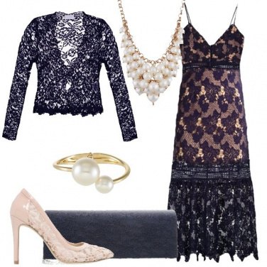 Outfit Il pizzo blu sensuale