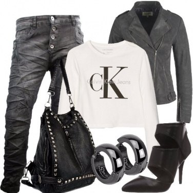 Outfit Donna di carattere