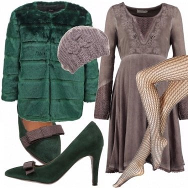Outfit La moda passa col verde!