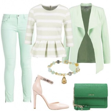 Outfit Gradazioni di verde