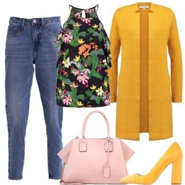 Outfit Il top fiorito