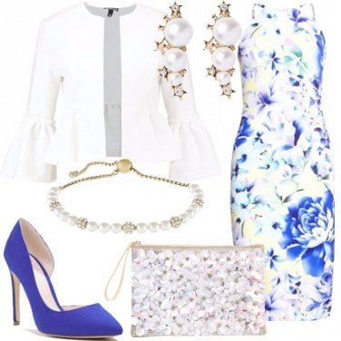 Outfit Perle e fiori al matrimonio