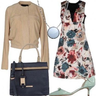 Outfit Sobria con i fiori