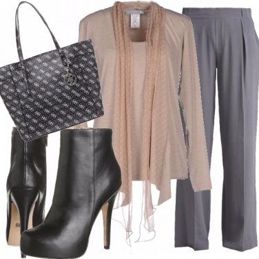 Outfit Il pantalone che ci allunga