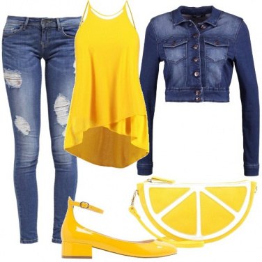 Outfit Giallo e jeans