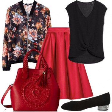 Outfit Tacco comodo e brillante