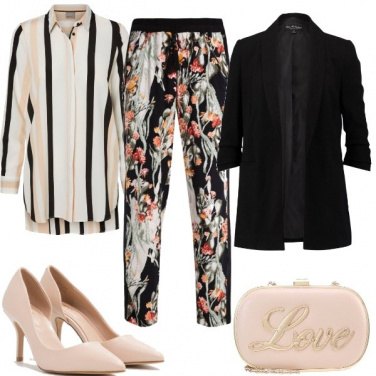 Outfit Fiori e righe