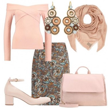 Outfit Delicata fantasia