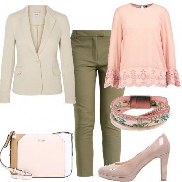 Outfit Sofisticata con i colori pastello