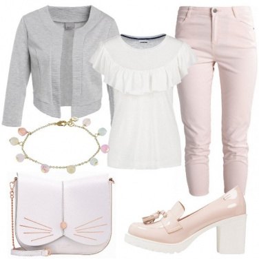 Outfit Romanticamente pastello