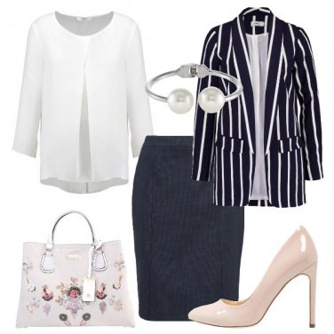 Outfit Righe e fiori