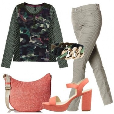 Outfit Delicato camouflage