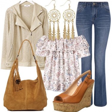 Outfit Tessuti scamosciati e spalle scoperte