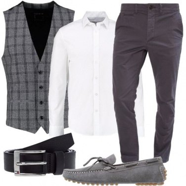 Outfit In gilet col grigio