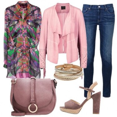 Outfit La blusa a fantasia multicolore