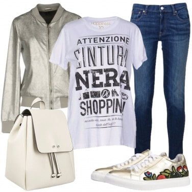 Outfit T-shirt che parla