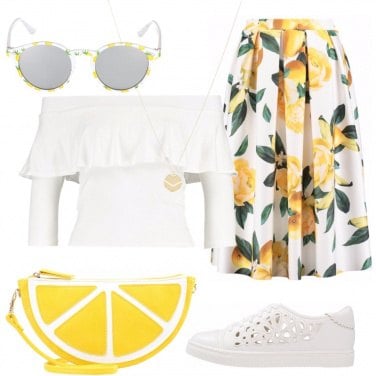 Outfit In bianco e giallo