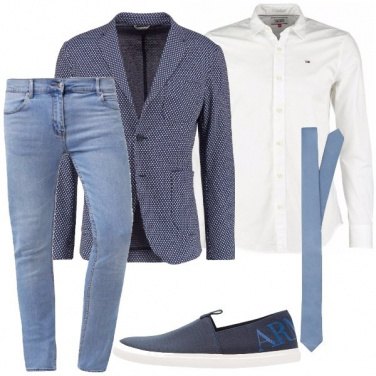 Outfit Cravatta e jeans