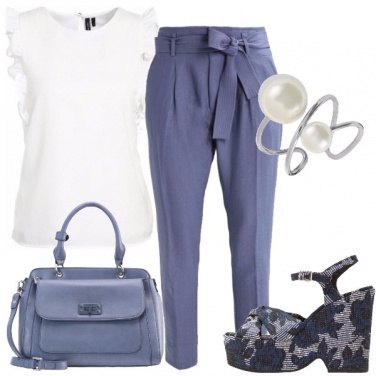 Outfit Un pantalone con il fiocco