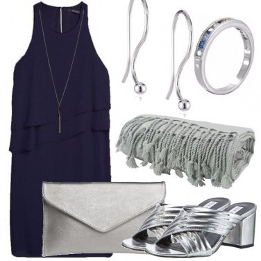 Outfit Blu e tanto argento