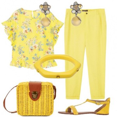 Outfit È tutto giallo