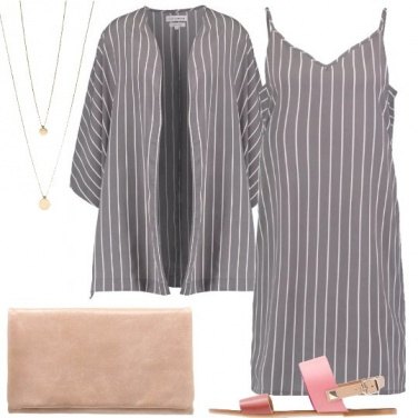 Outfit Minimale a righe