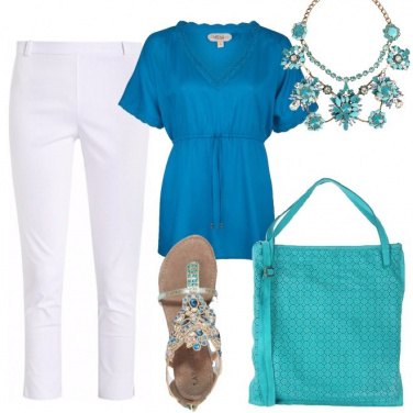 Outfit Le sfumature del mare
