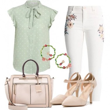 Outfit Una donna romantica