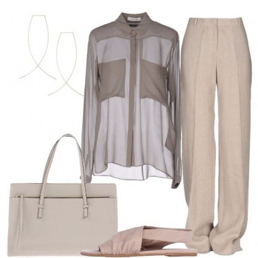Outfit Minimal in toni neutri